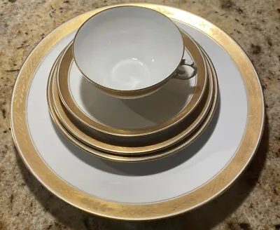 Buy RARE Royal Copenhagen Ivory Gold Rim Leaf 5 Piece Place Setting #607 Multiple • 74.55£