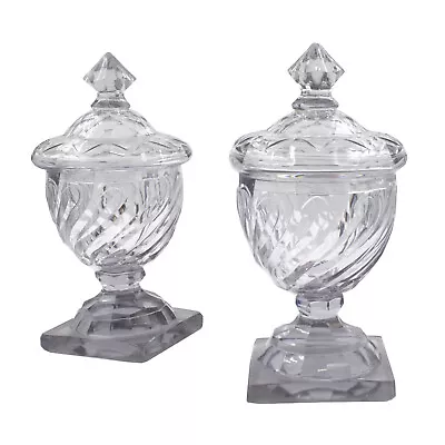 Buy English Georgian Pair Of Cut Swirled Glass Urns With Dome Lids, 18th Century • 2,912.28£
