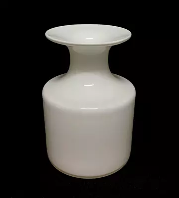 Buy Holmegaard Canarby 5  Opal White Glass Vase By Per Lutken • 107.17£