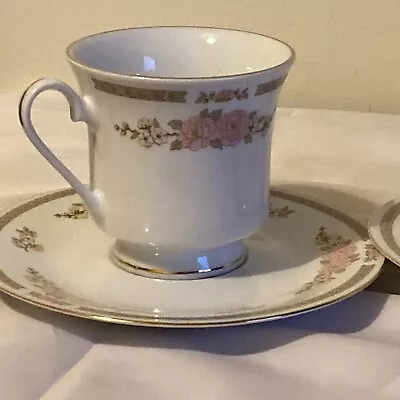 Buy Tienshan Bone China - White & Pink Flowery Tea Set - 4&4 - Fragile - Unique • 10£