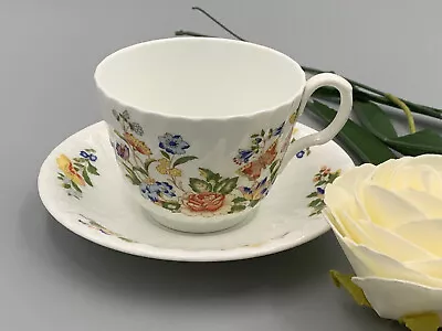 Buy Aynsley Cottage Garden Swirl Shape - Tea Cup And Saucer. • 10.19£
