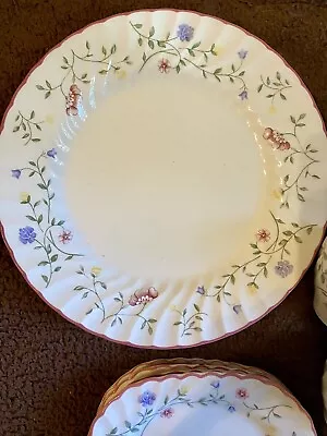 Buy Johnson Bros Summer Chintz England 4cups 4 Dinner, 4 Desert Plates 1 Creamer • 82.94£