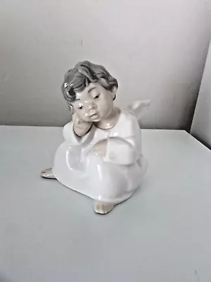 Buy Lladro 4539 Angel Thinking - Boy Cherub Figure • 15£