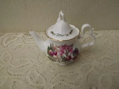 Buy The Twining Collection Mini Tea Pot C 1996 Porcelain China - England • 10£