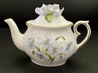 Buy Royale Stratford Country Cottage Teapot Collection Himalayan Poppies, England • 78.93£