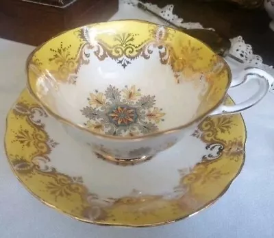 Buy VINTAGE Paragon Cup & Saucer In Great Condition Yellow And Gold • 24.99£