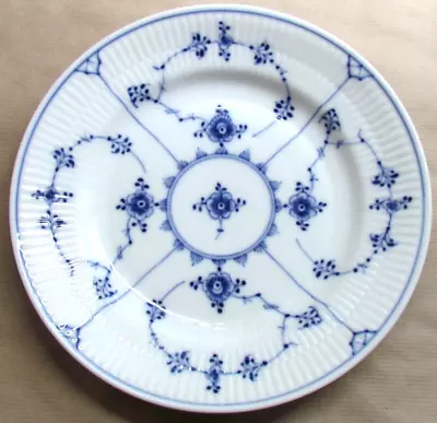 Buy Royal Copenhagen Blue Fluted 8¼  Luncheon Plate 178 (10791) • 41.50£