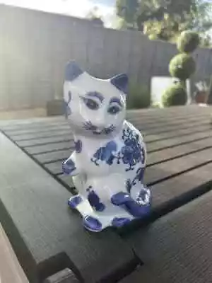 Buy Cat Figurine Ornament Ceramic Pottery 6 Inches White & Blue Collectors Animals • 17.95£