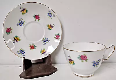 Buy VTG - Crown Staffordshire - Tea Cup And Saucer - Fine Bone China Made In England • 18.63£