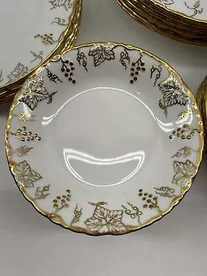 Buy 24 Piece Set ROYAL CROWN DERBY FINE BONE CHINA VINE GOLD PATTERN Service For 6 • 978.53£