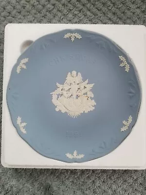 Buy WEDGEWOOD BLUE JASPERWARE. CHRISTMAS PLATE (1991) 19cm . Great Condition. • 4.95£