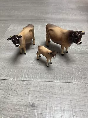 Buy Beswick Cows -  CH Newton Tinkle,  CH Dunsley CoyBoy And Calf • 22£