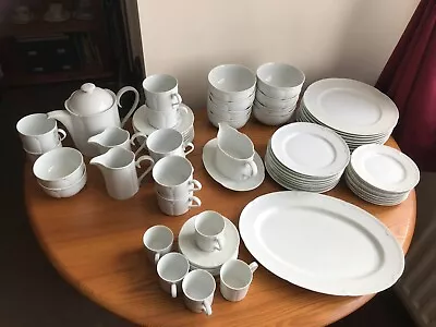 Buy Marks And Spencer – Stamford Fine Porcelain China (58 Peices) • 85£