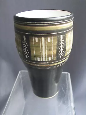 Buy Ambleside Studio Pottery Vase • 17.99£