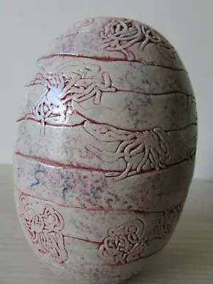 Buy STUDIO POTTERY HAND MADE VASE BY MARIE KEARNEY - 16 Cm TALL - NOW FREEPOST. • 39.95£