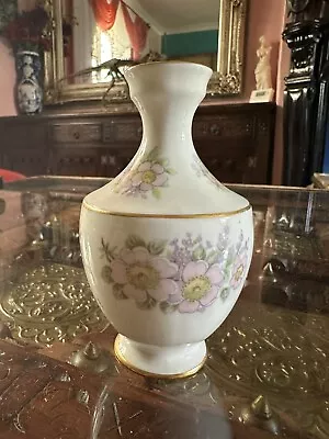 Buy VTG Bud Vase, Royal Tara, Irish Blossom, Bone China, Hand Made In Ireland  • 10£