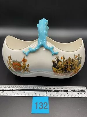 Buy WH Goss Crested China - Dutch Basket - Waterloo Memorial + 5 Belgian Crests • 160£