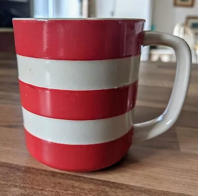 Buy T G Green Cornishware  Red Mug • 10£