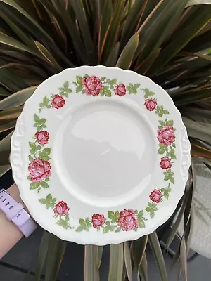 Buy 💕Vintage China EARED CAKE PLATE Royal Vale  Afternoon Tea Wedding/Baby Shower💕 • 7£