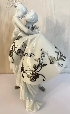 Buy Lladro 7055 THE HAPPIEST DAY (RE-DECO) Gloss Figurine PERFECT WEDDING GIFT IDEA • 449.99£