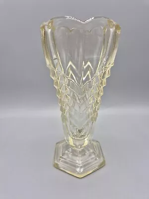 Buy Vintage Davidson Clear Pressed Glass Chevron Vase • 14.99£