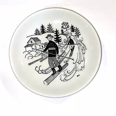 Buy Arabia Finland Emilia 4.75” Mini Wall Plate Raija Uosikkinen Outdoor Scene #14 • 18.67£