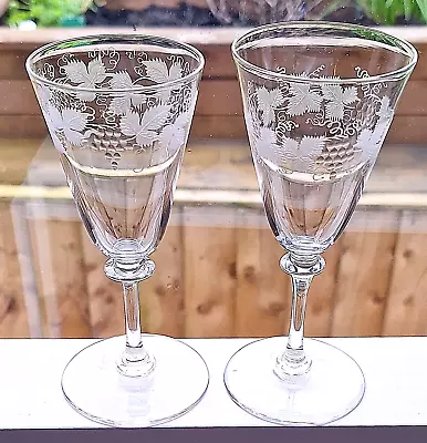Buy ANTIQUE CRYSTAL GLASS PORT SHERRY GLASSES ENGRAVED GRAPE & VINE C.1860. • 19£