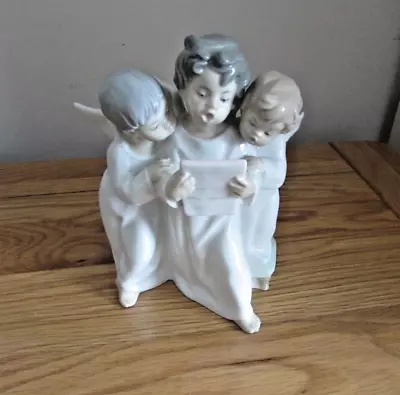 Buy LLADRO NO 4542  - 3 CHOIR SINGING ANGELS 18.5cm • 25£