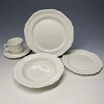 Buy Mikasa Antique White 5 Piece Place Setting Dinnerware Set French Countryside ￼ • 45.66£