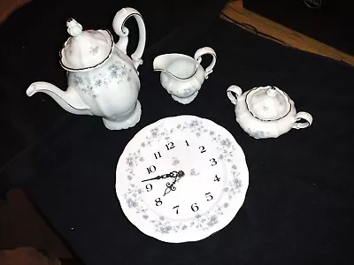 Buy JOHANN HAVILAND “BLUE GARLAND” BAVARIA GERMANY Tea Pot Set With Clock • 233.40£