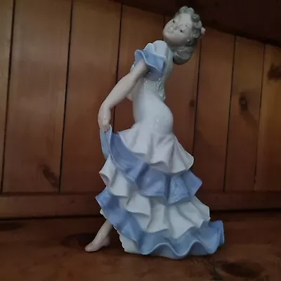 Buy NAO/LLADRO SPANISH LADY FLAMENCO DANCER. 1992 Pre-Loved In Superb Condition • 50£