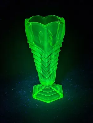 Buy Art Deco Davidson Uranium Glass Vase Ultraviolet UV • 34£
