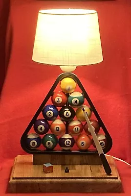 Buy Upcycled Pool Ball Light • 80£