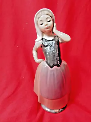 Buy LLADRO NAO  Farmer's Girl  Peasant Figurine • 12.99£