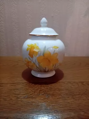 Buy Crochendy Crefftau’r Cantref Welsh Pottery Daffodil Pot With Lid Fine Bone China • 1.99£