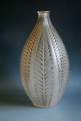 Buy Rene Lalique Acacia Glass Vase - Circa 1921 • 595£