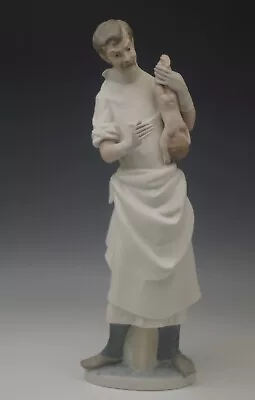 Buy Lladro Spain Porcelain #4763 Obstetrician Doctor Holding Newborn Baby 14  Matte • 125.67£