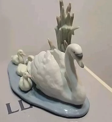 Buy Lladro Follow Me Mother Swan With 4 Cygnets Figurine #5722 With Box • 34.53£