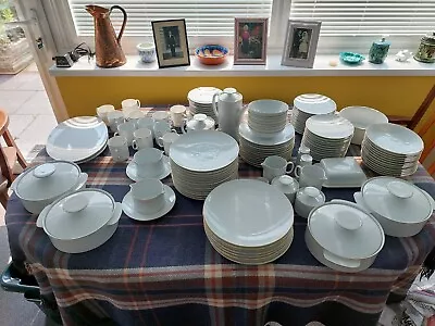 Buy Mid-Century Thomas China From Germany 125 Piece Dinner Set With Thin Gold Band • 375£