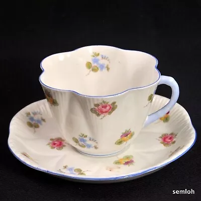 Buy Shelley Cup & Saucer Roses Pansies Forget-Me-Nots #13424 Dainty Shape 1940-1966 • 56.83£