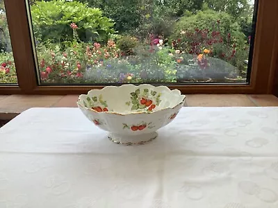 Buy Rare Queen's 'Virginia Strawberry' Large Footed Bowl. • 30£