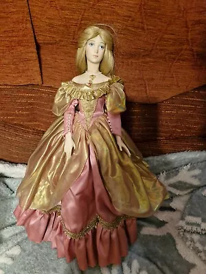 Buy Franklin Heirloom Dolls Cinderella On Stand 18  (B) • 9.99£