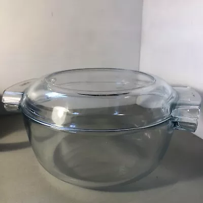 Buy Pyrex Classic Oval Casserole Dish With Lid Easy Grip Classic Original • 16£