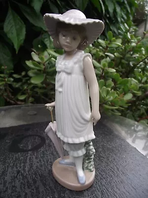 Buy Nao Lladro Figurine Daisa 1990 April Showers Young Girl With Parasol Umbrella • 20£
