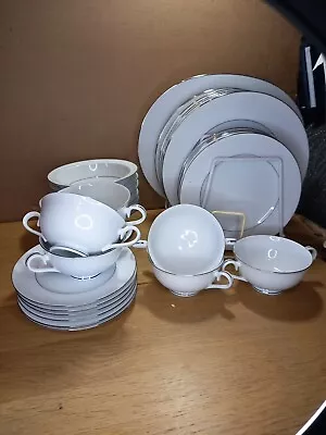 Buy Noritake Guenevere N518 Dinner Ware • 80£