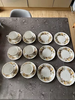 Buy Royal Vale Bone China Tea Set • 29.99£