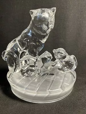 Buy Crystal D’Arques. Cat With Kittens Ornament,Frosted Base. • 10.50£