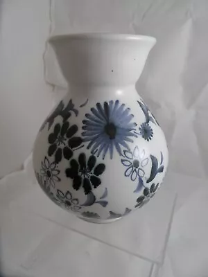 Buy Rye Pottery Flower Vase • 5.99£