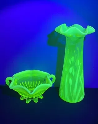 Buy Stunning Victorian John Walsh And Davidson Vaseline/Uranium Glass Vase And Bowl  • 25£