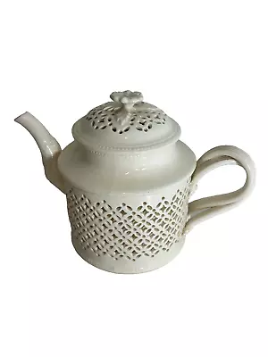 Buy Royal Creamware Lattice Tea Pot • 45£